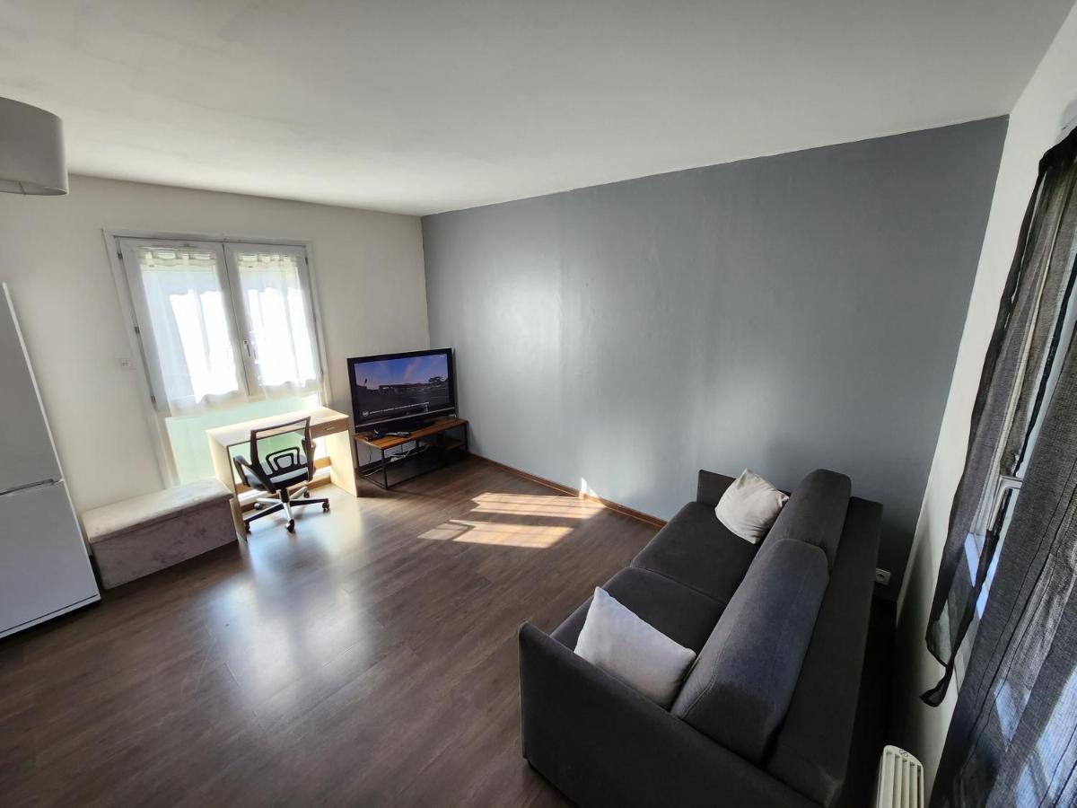 Апартаменты Le Pied A Terre Parisien - 77/94 Понто-Комбо Экстерьер фото